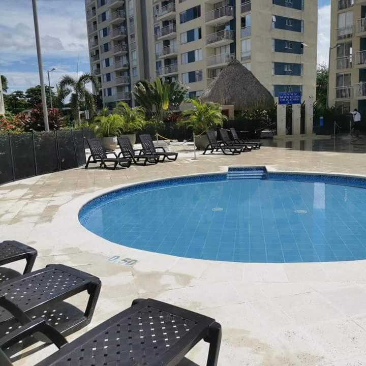Nuevo - Amoblado En Puerto Azul - Club House Piscina, Futbol, Jacuzzi, Voley Playa Ricaurte