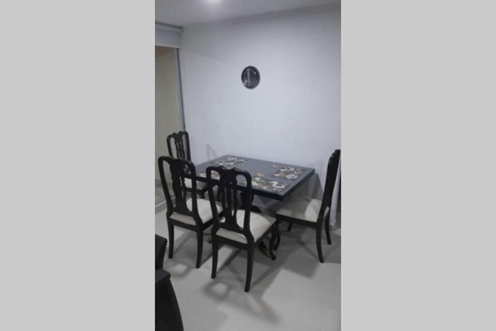 Nuevo - Amoblado En Puerto Azul - Club House Piscina, Futbol, Jacuzzi, Voley Playa Ricaurte