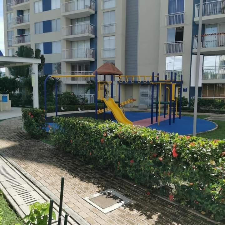 Nuevo - Amoblado En Puerto Azul - Club House Piscina, Futbol, Jacuzzi, Voley Playa *